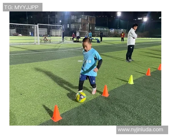 从零起步全面提升足球耐力的实用指南与训练方法分享