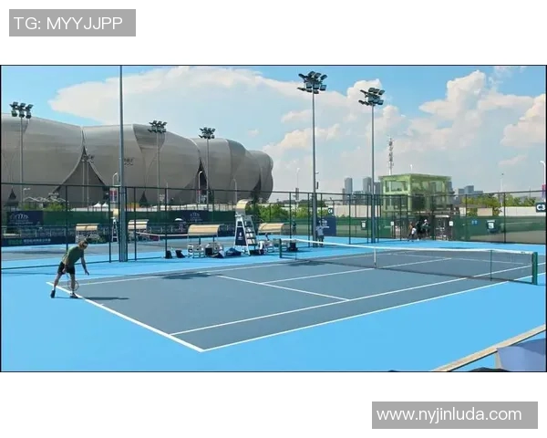 深入分析杭州网球队的控制打法及其战术优势与应用 深入分析杭州网球队的控制打法及其战术优势与应用